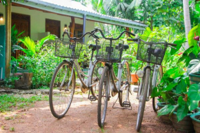 Отель Sun Flower Homestay Sigiriya  Сигирия